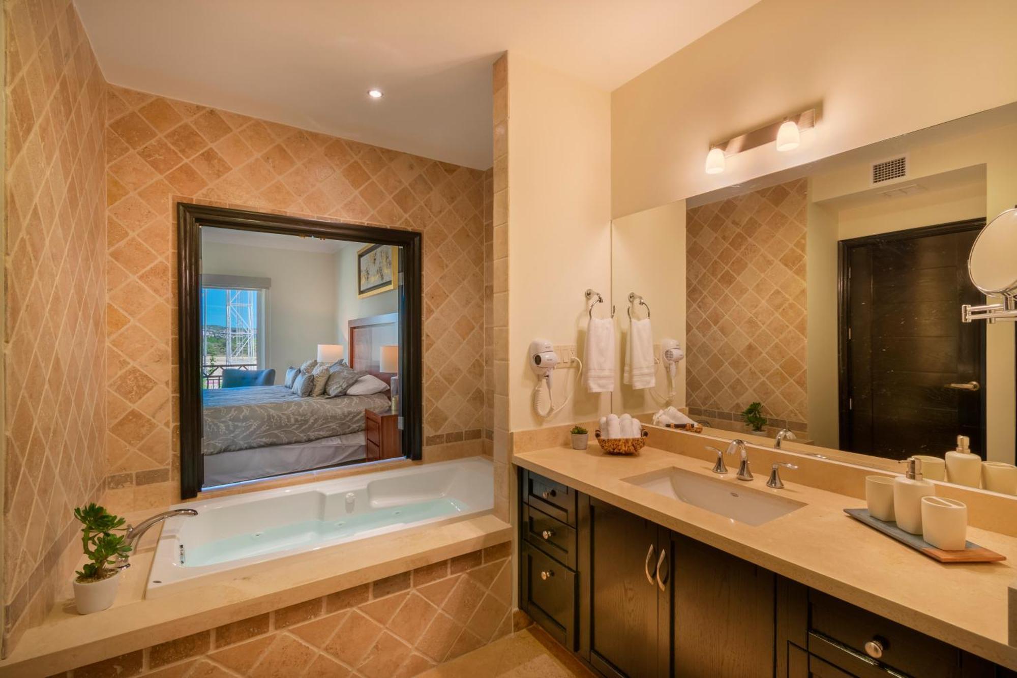 קאבו סן לוקאס Condo Paraiso - Luxurious New Condo 300Mt From The Beach מראה חיצוני תמונה